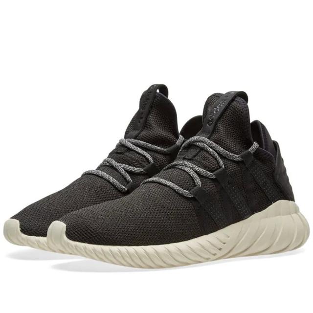 【adidas 愛迪達】TUBULAR DAWN W 黑色 女鞋(BY2123)