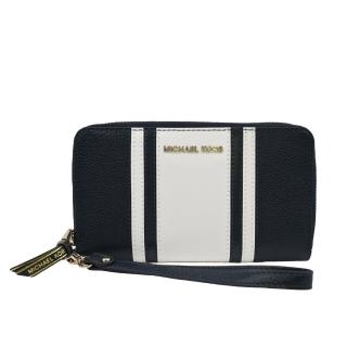 【Michael Kors】WRISTLETS 深海軍藍荔枝紋拼接白皮革金LOGO多用途皮夾/手機包/手拿包(提把可拆)