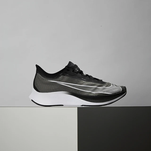 NIKE 耐吉 Zoom Fly 3 男鞋 黑白色 氣墊 避震 路跑 透氣 舒適 健身 慢跑鞋 AT8240-007