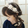 【Emi 艾迷】韓系 兒童 髮飾甜美花朵蕾絲飄帶 髮箍 花環(花童 生日禮物)