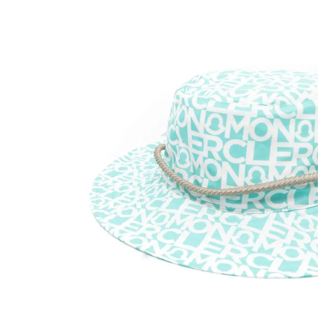 【MONCLER】時尚流行白 Logo 印花圖紋漁夫帽(湖水綠)