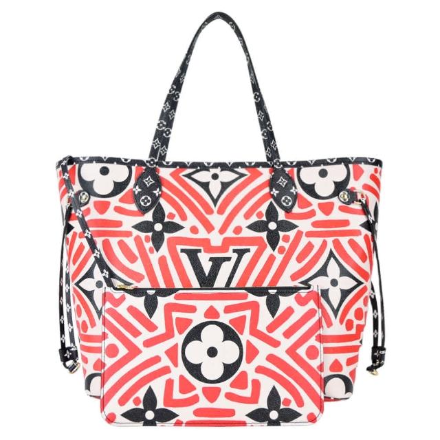 LV LOUIS VUITTON路易威登 M56583 Neverfull MM 帆布印花塗鴉幾何附手拿肩背托特包 LV 路易威登 M56583 Neverfull MM 帆布印花塗鴉幾何托特包,以經典帆布為基底,融合時尚印花與幾何圖案設計,展現獨特藝術風格。白色與紅色雙色選擇,適合日常搭配,兼具實用性與高階感,是女性歐系精品愛好者的理想選擇。