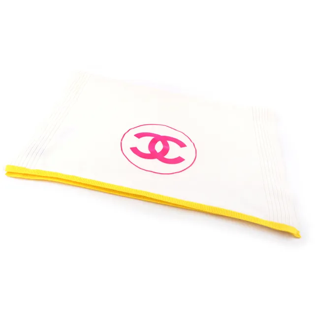 【CHANEL 香奈兒】桃紅Logo 黃邊喀什米爾羊毛圍巾/披肩(白色)