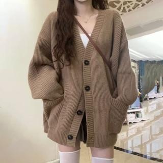 【D.studio】韓版慵懶學院風寬鬆針織外套(上衣 女裝 衣服 外套 長袖上衣 長版外套 毛衣 J288)