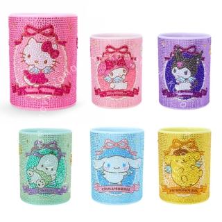 【小禮堂】三麗鷗 圓形水鑽筆筒 - 聖誕星願 Kitty 美樂蒂(平輸品)