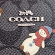 【COACH】coach 聖誕節限定小手拿禮盒組 兩款可選 c字冰川白/黑底小雪人