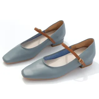 【DIANA】2.5cm霧面摩根粉皮料撞色皮帶釦飾瑪麗珍低跟鞋(粉藍晶)