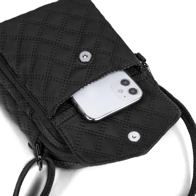 【ARION】輕量防潑水經典菱格壓紋肩背/斜背小包 手機包(黑色)