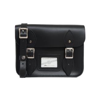 【The Leather Satchel Co.】8.5吋 英國手工牛皮劍橋包 肩揹包 側肩包 手拿包(火炭黑)