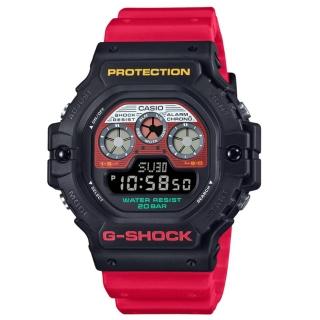 【CASIO 卡西歐】G-SHOCK 錄音帶繽紛標籤方形時尚潮流電子錶 黑紅 DW-5900MT-1A4 46.8mm