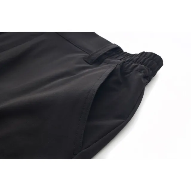 【FILA官方直營】#幻遊世界 男款 口袋工裝短褲-黑(1SHY-1421-BK)
