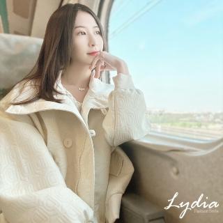 【Lydia】現貨 女外套 部落客推薦款 甜美時尚娃娃領設計字母刺繡短版外套(米白、粉 Free)