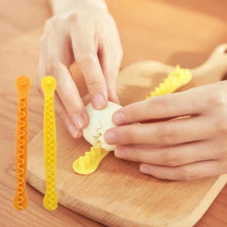 【餐廚用具】日本波浪造型切蛋器-2件組(DIY手作便當 親子 野餐 露營廚具 料理 擺盤裝飾 水煮蛋 滾刀工具)