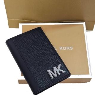 【Michael Kors】MICHAEL KOR新款立體條紋logo 荔枝紋對開卡包名片證件包 黑色禮盒組(贈原廠禮盒紙袋)