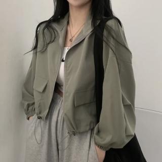 【D.studio】韓版復古百搭工作風短版外套(夾克 上衣 女裝 衣服 外套 長袖上衣 薄外套 防曬外套 J323)