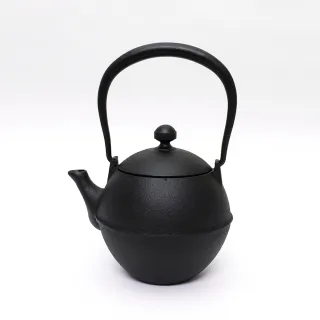 【福介商店】南部鐵器 日本鑄鐵茶壺 鳳文堂 丸型 肌 急須0.6L(泡茶壺 沖泡壺 小茶壺 小鐵壺)