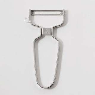 【Triangle 三角牌】不鏽鋼削皮器 馬鈴薯削皮器(不鏽鋼削皮器 削皮刀)