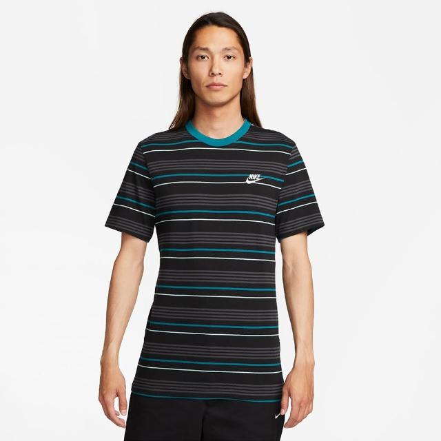 【NIKE 耐吉】上衣 男款 短袖上衣 運動 AS M NSW TEE CLUB STRIPE 黑藍 FD1359-010