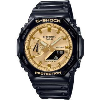 【CASIO 卡西歐】G-SHOCK 八角防護構造雙顯手錶-時尚黑金 禮物 開學(GA-2100GB-1A)