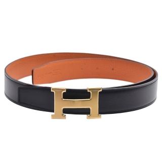 【Hermes 愛馬仕】經典金色H LOGO雙面兩穿小牛皮腰帶/皮帶(黑/橘色H073967CA-BLK-ORG-OR)