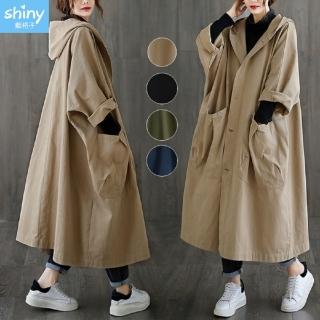【Shiny 藍格子】純色寬版過膝長款排扣連帽風衣外套 V3890 現+預(女裝)
