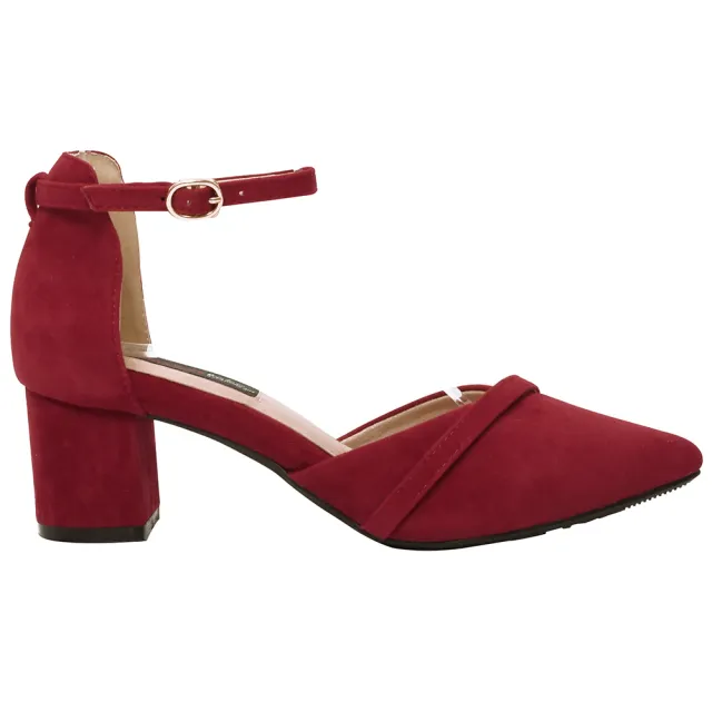 【Ann’S】柔美心動-絨面造型斜帶顯瘦繞踝寬楦尖頭鞋5.5cm(紅)