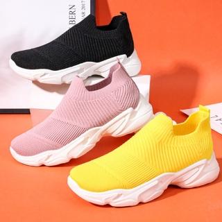 【JP Queen New York】韓版飛織網布透氣套腳休閒鞋(3色可選)