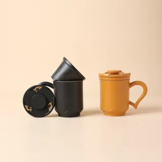 【LohasPottery 陸寶】風生水起蓋杯-禪風黑/琉璃黃 350ML(一杯一蓋一茶格 濾掛式茶格 泡一杯好茶)