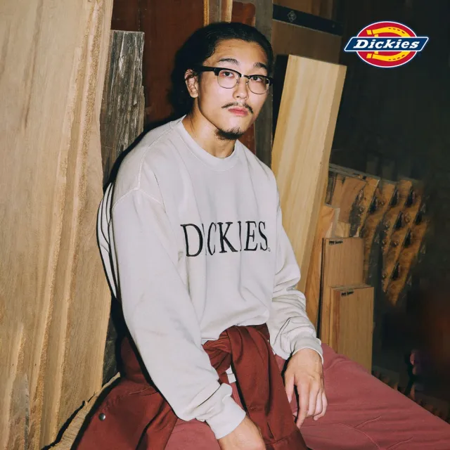 【Dickies】日本支線-城市工裝系列－男款奶酒白純棉胸前品牌刺繡簡約Logo長袖大學T｜DK012582K11