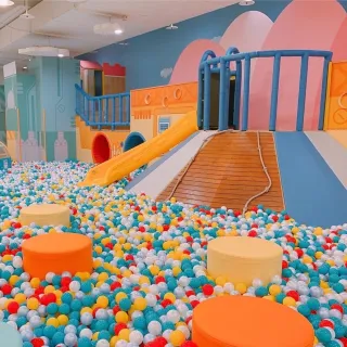 【遊戲愛樂園】星際公園/夢時代店1大1小親子門票(10張組↘)