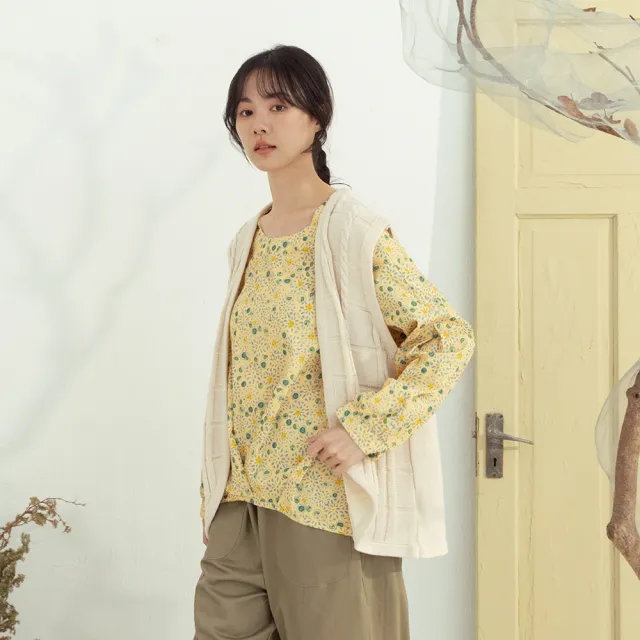 【MOSS CLUB】麻花變化格紋開襟式無袖針織背心(米 駝 灰/魅力商品)