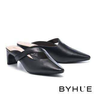 【BYHUE】別致不對稱簍空純色羊皮軟芯尖頭高跟穆勒拖鞋(黑)