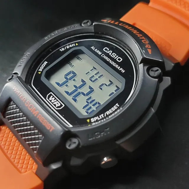 【CASIO 卡西歐】卡西歐 復古風造型圓形數位休閒運動計時電子錶 多色可選 學生當兵中性(W-219H)