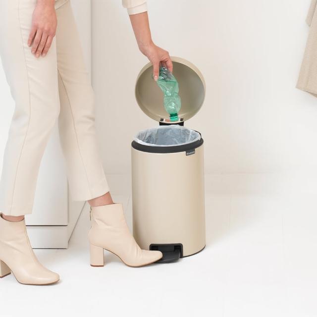 【Brabantia】NEWICON環保垃圾桶-12L月牙白(新色登場)