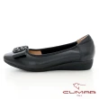 【CUMAR】小方頭同面色飾釦楔型低跟鞋(黑色)