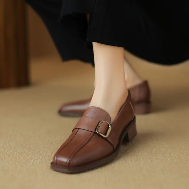【WYPEX】現貨+預購 車線側扣真皮樂福鞋女鞋 低跟氣質通勤上班鞋(2色)