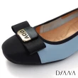 【DIANA】1cm雙色拼接金屬方釦蝴蝶結微方頭楔型低跟鞋(藍天)