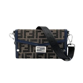 【FENDI 芬迪】Mini Soft Trunk Baguette 帆布斜背手機包(7AS139-深藍/棕)