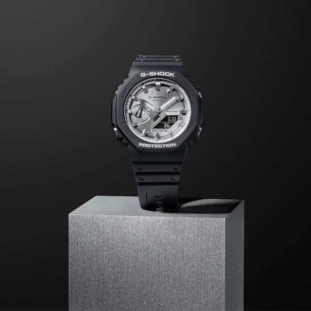 CASIO 卡西歐 G-SHOCK 潮流魅力八角錶殼耐衝擊運動雙顯腕錶/黑x銀面(GA-2100SB-1A)