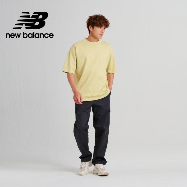 【NEW BALANCE】NB 圓領刺繡LOGO短袖上衣_男性_薑黃色_AMT33560MRO(亞版 版型正常)