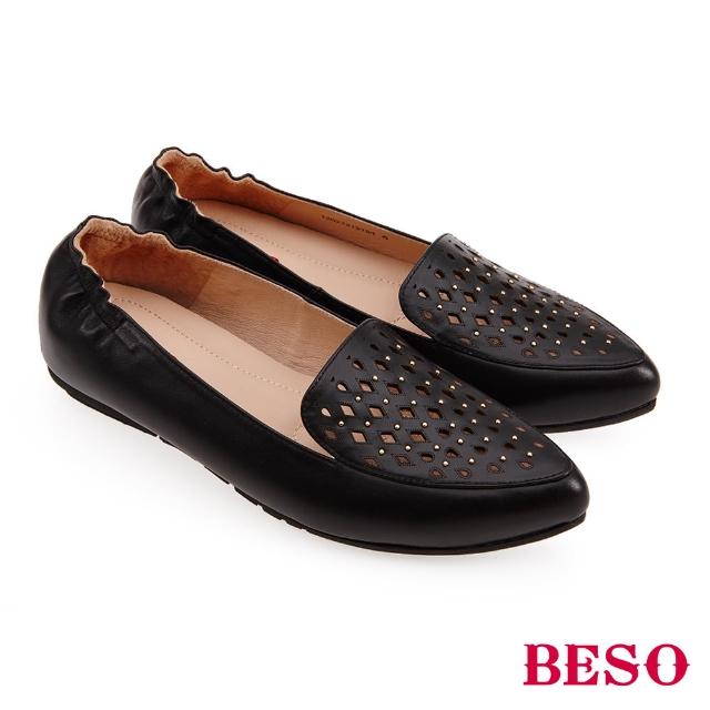 【A.S.O 阿瘦集團】BESO 牛皮鉚釘沖孔百搭尖頭平底鞋(黑)