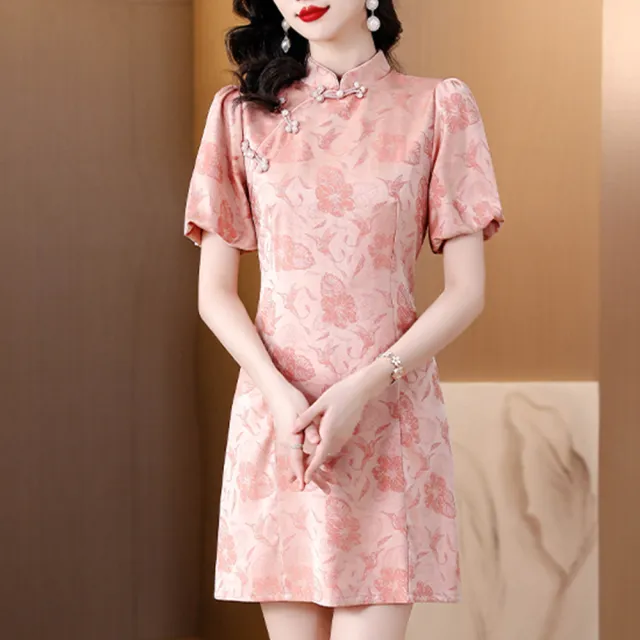 【ALICAI 艾麗彩】古典橘粉花朵印花旗袍領短洋裝(S-2XL)