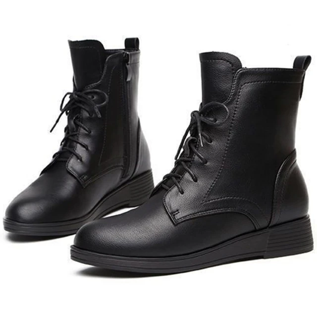J&H collection 簡約質感真皮舒適柔韌平底短靴(