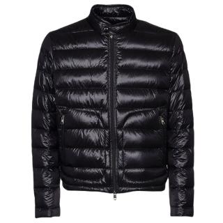 【MONCLER】男款 ACORUS 輕量羽絨外套-黑色(1號USA-S、2號USA-M、3號USA-L、4號USA-XL、5號USA-XXL)