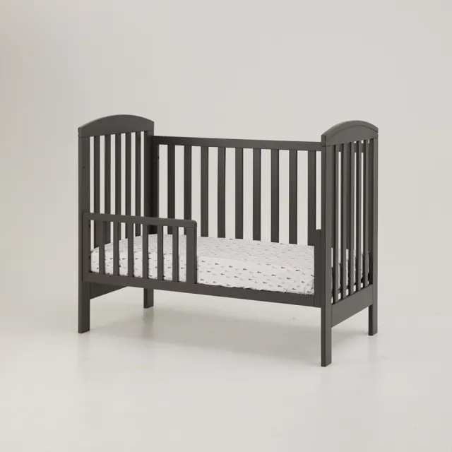 【Lebaby 樂寶貝】Lisbon里斯本三合一嬰兒床＋剎車腳輪 不含床墊(嬰兒床/成長床/美式小沙發)