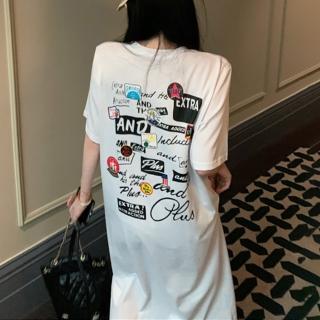 【ONEY 歐妮】★後背徽章塗鴉美式連身裙(女上衣/短袖/連衣裙)