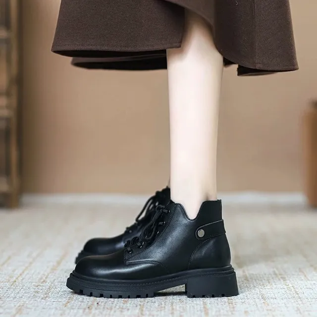 【JC Collection】真皮圓頭舒適英倫厚底綁帶馬丁短靴(黑色)