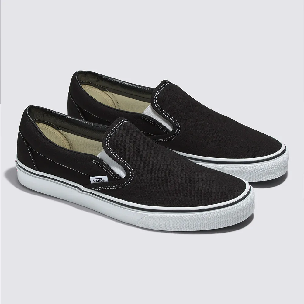 【VANS 官方旗艦】Classic Slip-On 男女款黑色滑板鞋/休閒鞋/帆布