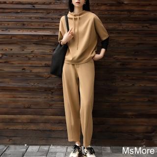 【MsMore】質有彈寬鬆圓領短袖短版上衣休閒高腰長褲2件式套裝#121399(黑/藍/駝)