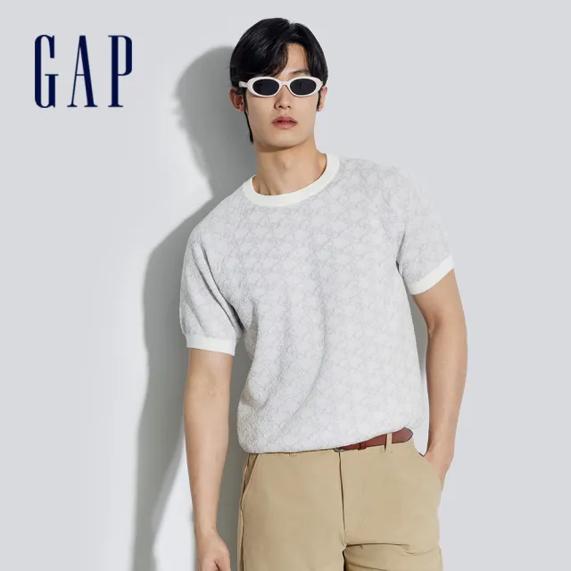 【GAP】男裝 Logo印花圓領短袖針織毛衣-灰白色(891719)
